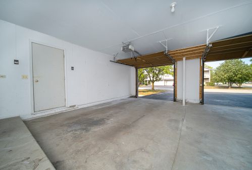7134 Stratton Ln, Gurnee, IL 60031-5249