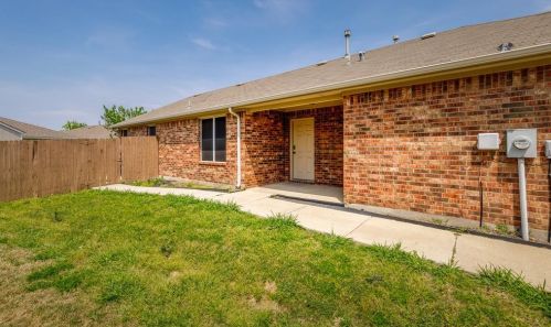 4632 Thistle Creek Ct, Fort Worth TX  76179-8122 exterior