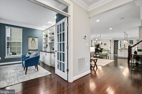 8810 Gunston St, Fulton MD  20759-2308 exterior