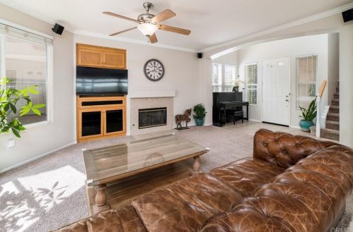 1419 Enchante Way, Oceanside, CA 92056-5675
