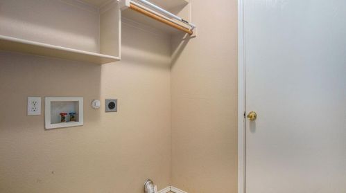 7636 Lawnsberry Dr, Fort Worth TX  76137-4378 exterior