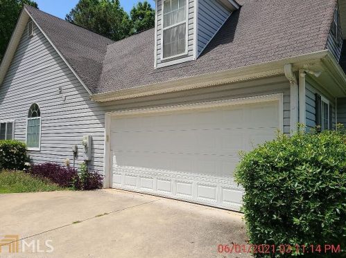 250 Dillion Dr, Hampton, GA 30228-3075