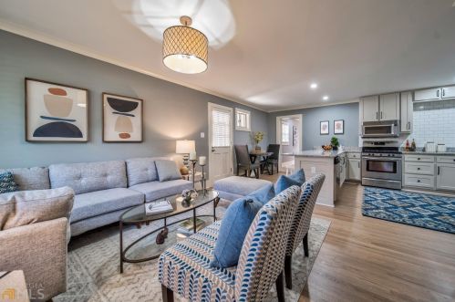 2441 Pine Dr, Kennesaw, GA 30152-3401
