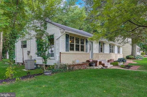 21 Truck House Rd, Severna Park, MD 21146-2726