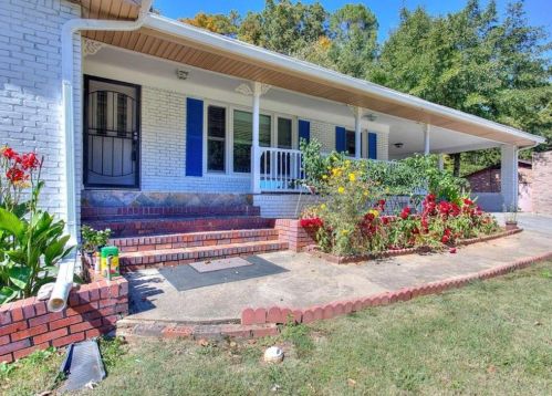 1768 Oak Crest Ct, Tucker, GA 30084-7515