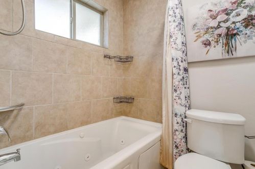 416 Grand Mdw Dr, Fort Worth TX 76108-3905 exterior