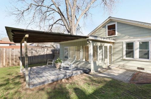 3817 6th St, Fort Worth TX  76107-2029 exterior