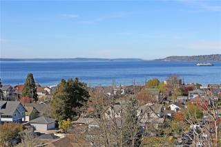 5634 Admiral Way, Seattle, WA 98116-3111