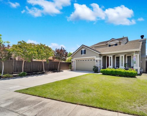 3616 Fallen Oak Dr, Modesto, CA 95355-9611