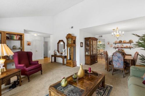 5600 Calle Canada, Anaheim, CA 92807-3720