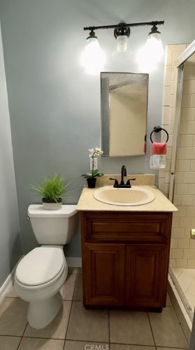 607 Dale Ave, Anaheim CA  92804-3253 exterior