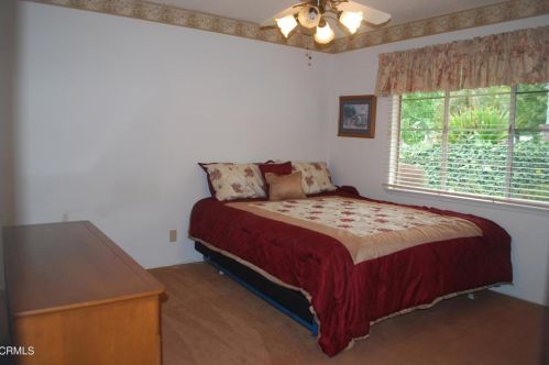 5042 Carolyn Way, Glendale CA  91214-1061 exterior