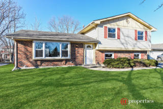21630 Richmond Rd, Matteson, IL 60443-2616