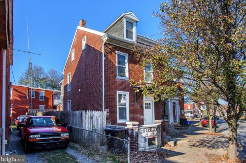 320 17th St, Harrisburg, PA 17104-1144