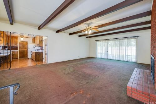 5550 Jurupa Ave, Riverside CA 92504-1252 exterior