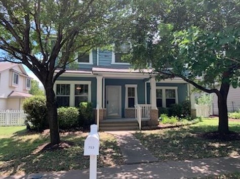 753 Scrutchins, Uhland TX  78640-5437 exterior