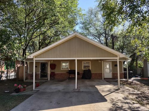 2616 Bomar Ave, Fort Worth TX  76103-2321 exterior