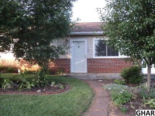 204 Center St, Lebanon, PA 17042-3200