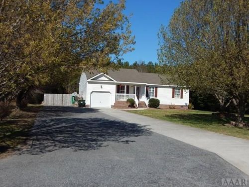124 Bear St, Moyock, NC 27958-8696
