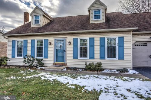216 Jennifer Ln, Ephrata, PA 17522-9753