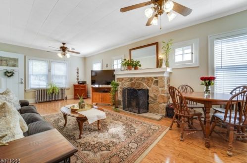 7 Robertson Rd, Town Center, NJ 07052-3518