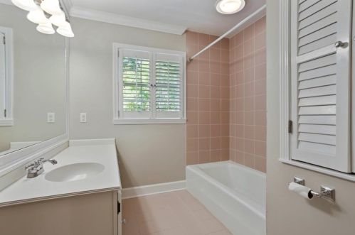 4300 Elizabeth Ln, Atlanta GA  30339-5320 exterior