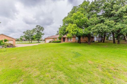 7400 Bent Trl, Midlothian, TX 76063-3032