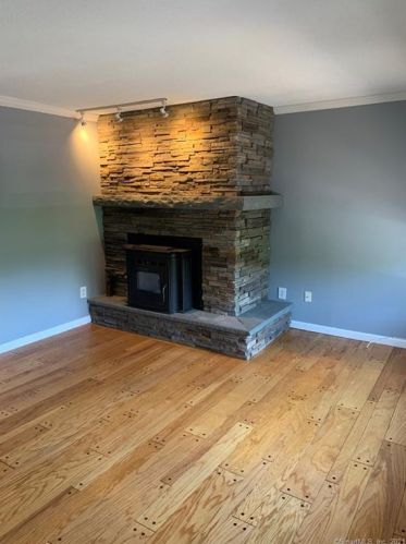 307 Lake Vista Dr, East Hampton, CT 06424-1663