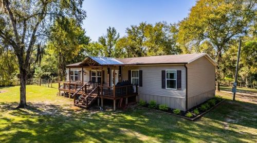 10 Mcmillan Rd, Huntsville, TX 77320-1698