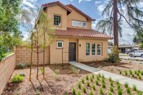 276 Dexter St, Covina, CA 91723-2640