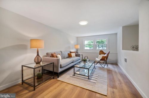 150 Loomis Ct, Princeton NJ  08540-3439 exterior