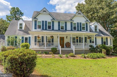 2360 Sweathouse Creek Rd, Amelia, VA 23002-3139