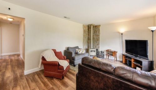 2538 Furmint Way, Rancho Cordova, CA 95670-3620