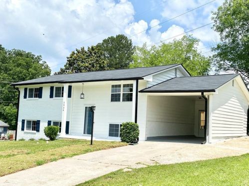 2926 Fairburn Rd, Atlanta, GA 30331-5502
