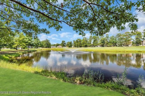 46 Pebble Beach Blvd, Jackson Twp, NJ 08527-4054