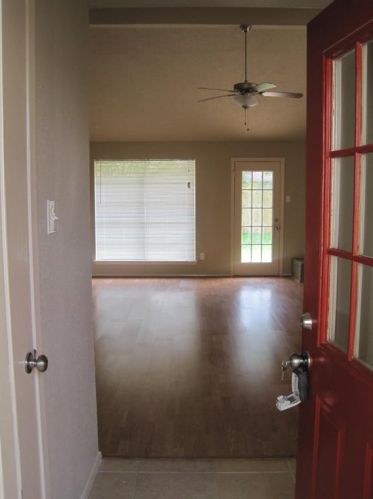 6822 Harpers Dr, Richmond TX  77469-5912 exterior
