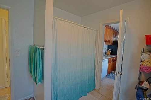 4436 Edgewood Pl, Riverside CA  92506-1077 exterior