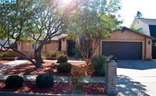 1175 Gem St, Tulare, CA 93274-2130
