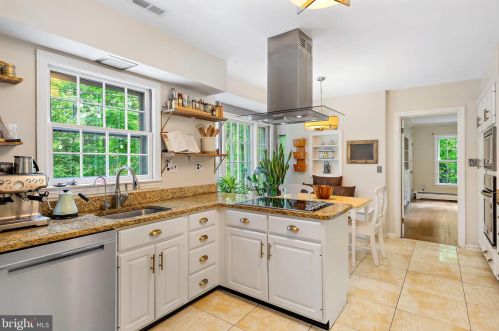 12201 Remington Dr, Silver Spring MD 20902-1533 exterior