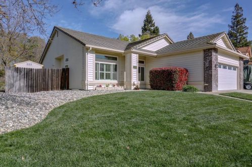 8909 Bear Park Ct, Elk Grove, CA 95758-6239