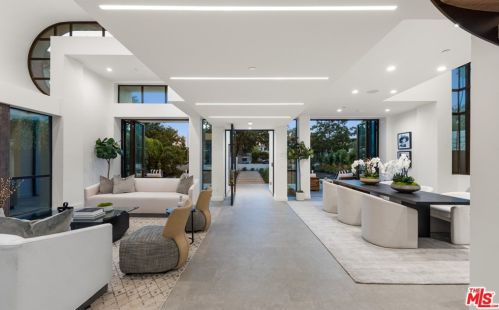218 Alta Ave, Santa Monica, CA 90402-2728
