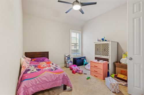 1428 Flowers Dr, Carrollton TX 75007-1479 exterior