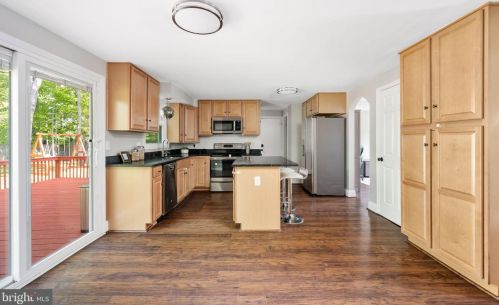 7114 Sterling Grove Dr, Springfield VA  22150-4430 exterior