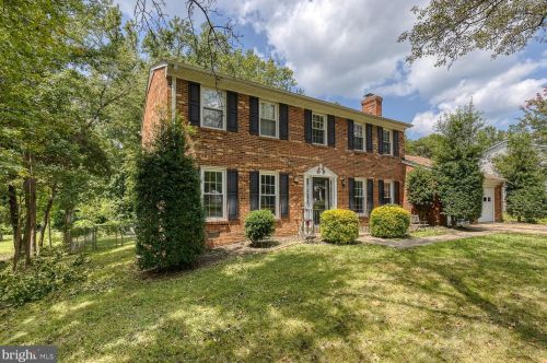 60 Sebastian Rd, Fredericksburg, VA 22405-5733