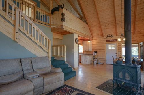 277 Thompson Rd, Wahatoya CO  81055-9648 exterior