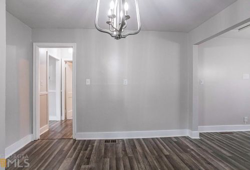 2279 Carver Cir, Atlanta GA  30314-2556 exterior