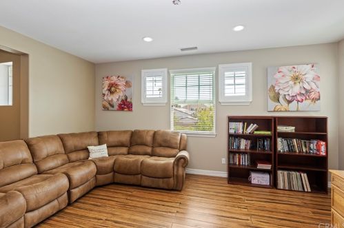 16107 Sierra Heights Dr, Riverside CA  92503-8413 exterior