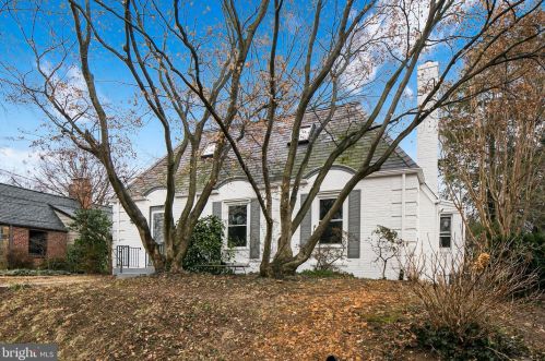 426 Pershing Dr, Silver Spring MD 20910-4489 exterior