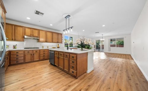 1527 University St, Redlands, CA 92374-2639