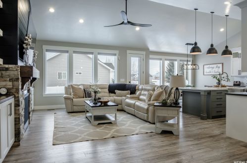 288 200, Wellsville UT 84339-9703 exterior